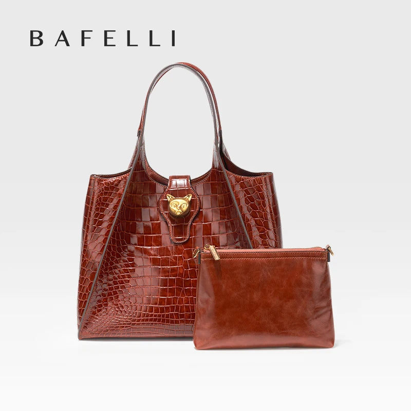 New 2025 Light Luxury Crocodile Pattern Genuine Leather Women's Messenger Bag Commuter Versatile Large Capacity Handbag